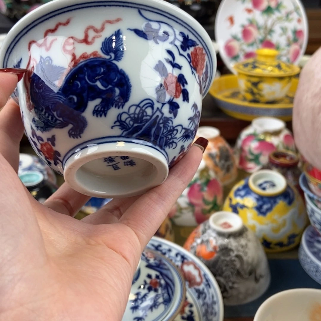 陶瓷艺术品市场调查显示。