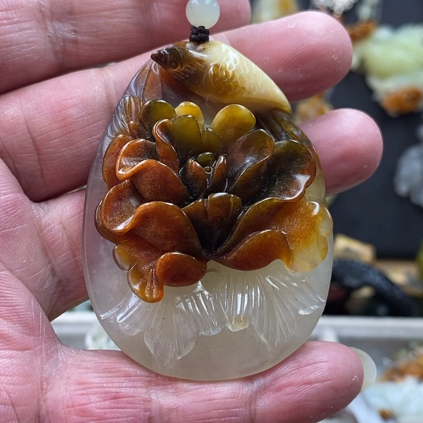 【闪购商品】蛇纹石玉吊坠未镶嵌