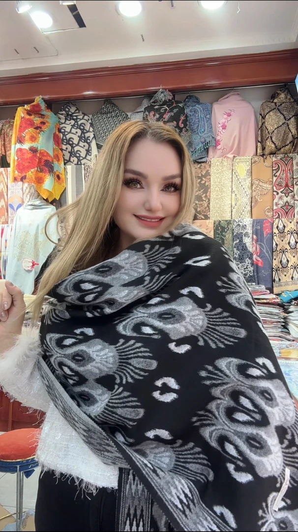 围巾女保暖流苏民族风双面时尚冬季大方外搭女士