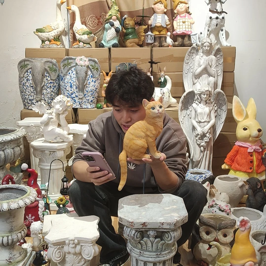 合成树脂仿真猫咪