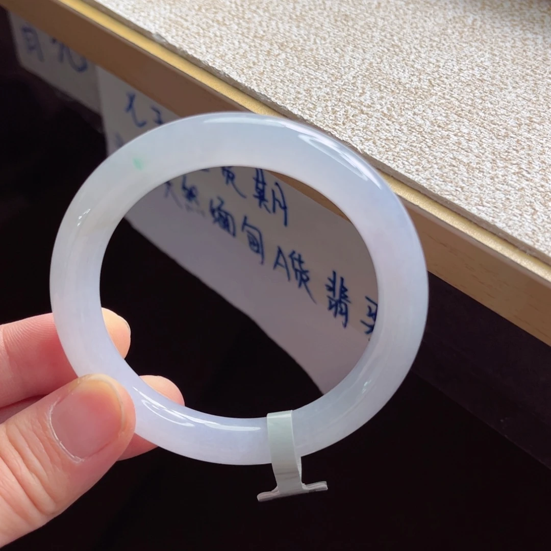 翡翠未镶嵌手镯手镯