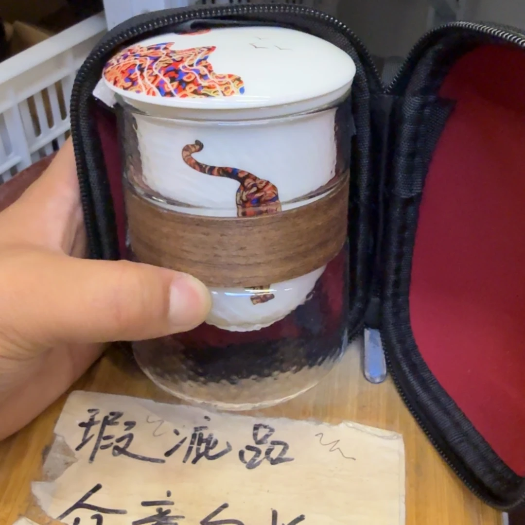 微瑕疵介意勿拍陶瓷器皿W018