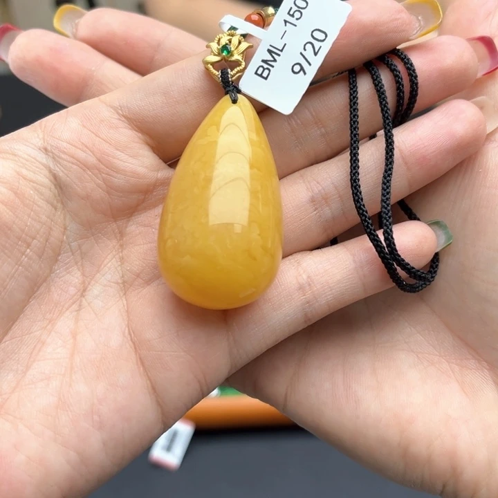 幸***过蜜蜡颈饰未镶嵌蜜蜡水滴吊坠