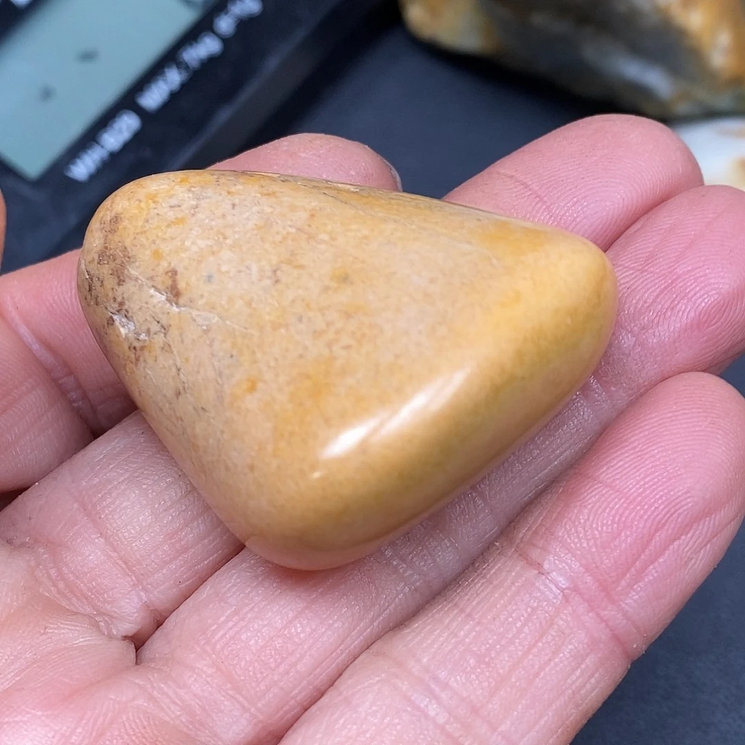 和田玉未镶嵌珠宝奇石