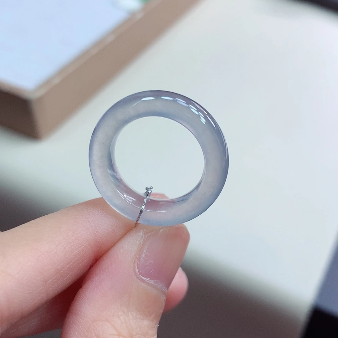 翡翠未镶嵌戒圈12号