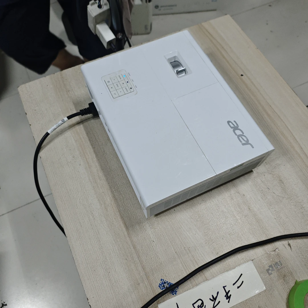 二手宏基投影仪运费到付