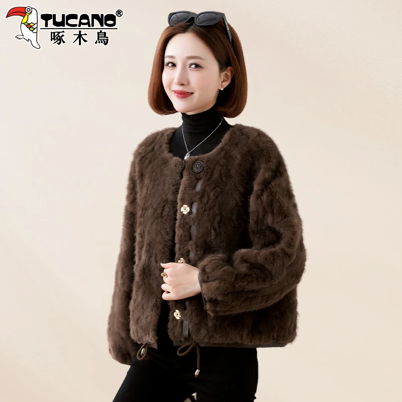 啄木鸟小香风毛绒加厚皮毛一体外套女款2025冬季新款妈妈时尚皮草