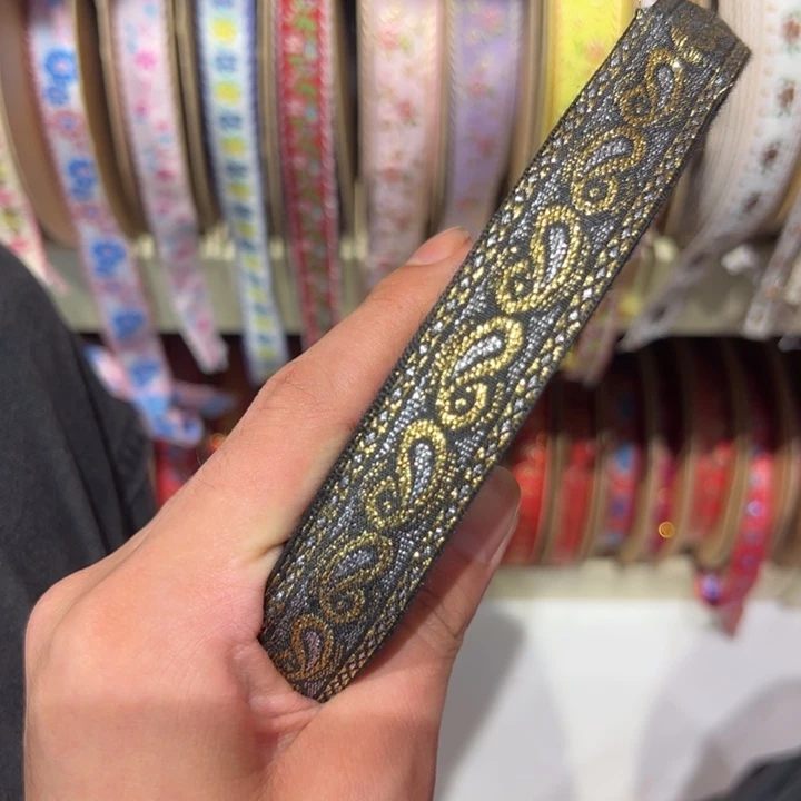 花边织带装饰设计