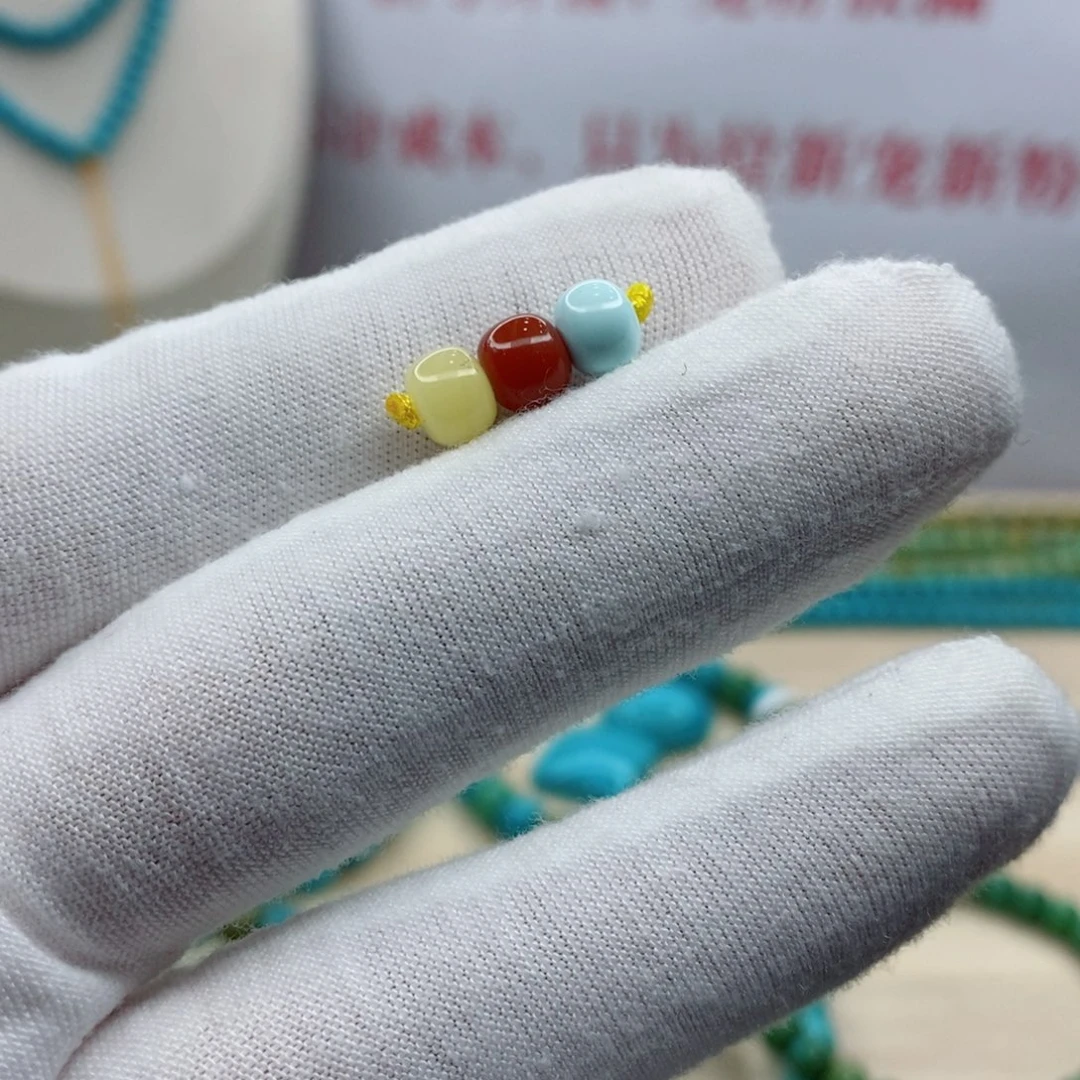 南红玛瑙未镶嵌珠宝奇石