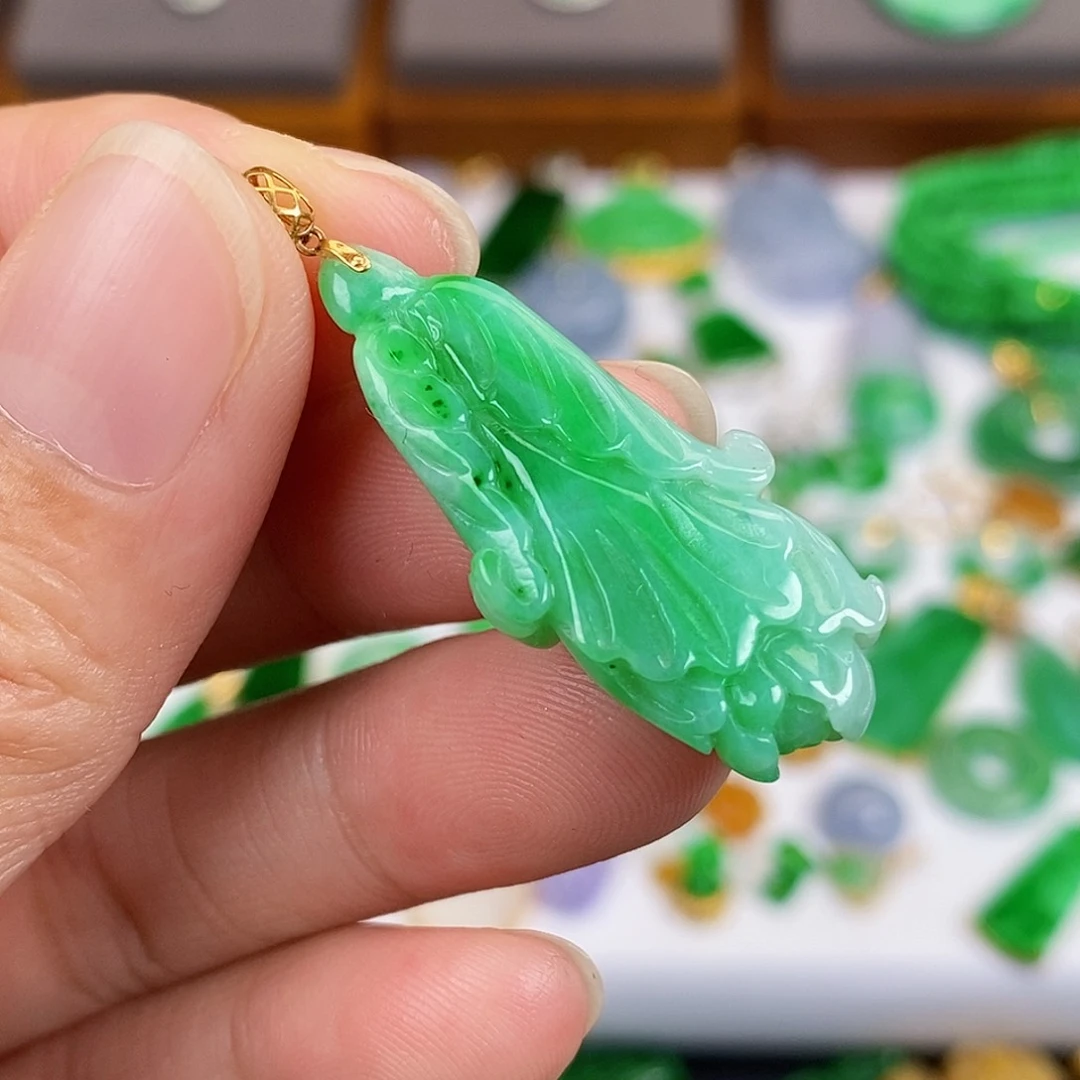 吊坠(不含链)18K金镶嵌翡翠