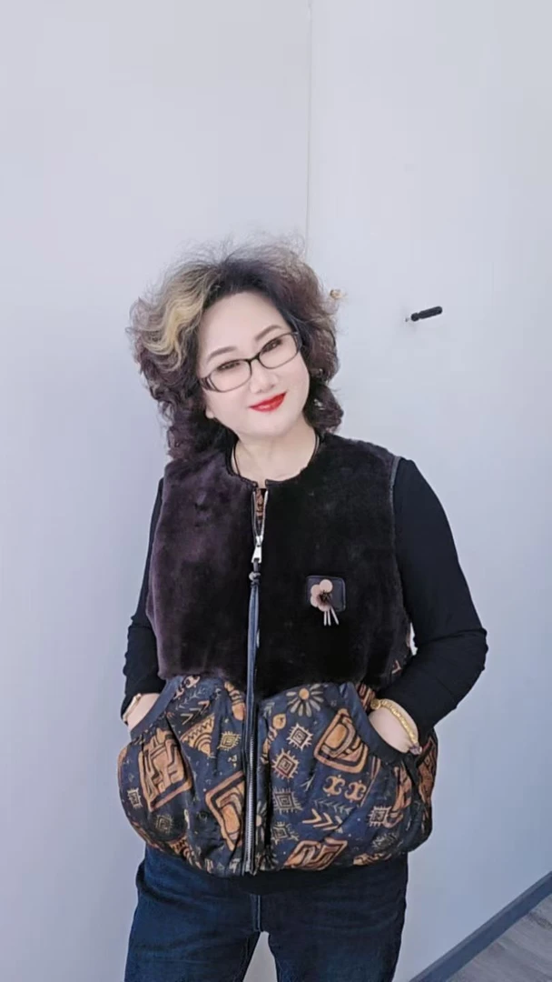 BS-MX-85623-DS定制款香云纱拼毛鹅绒马甲