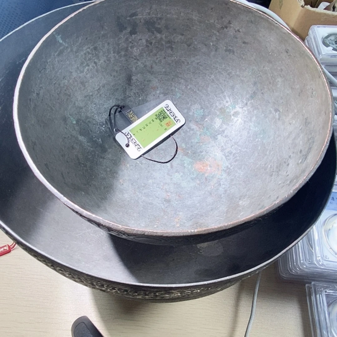 清代手刻画铜盆铜