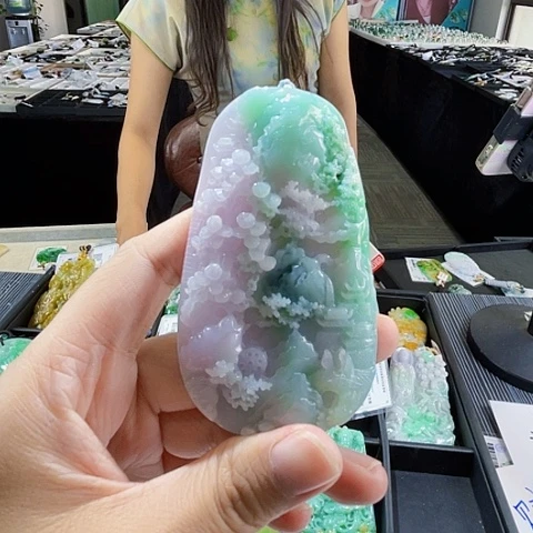 翡翠未镶嵌颈饰翡翠