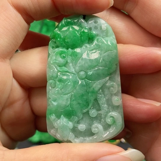 颈饰未镶嵌翡翠吊坠