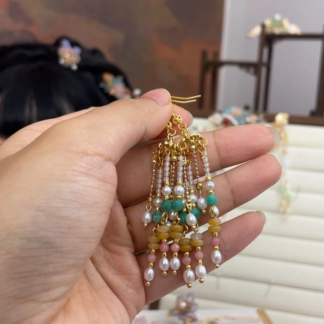 t***l醋酸铁合金耳环一对