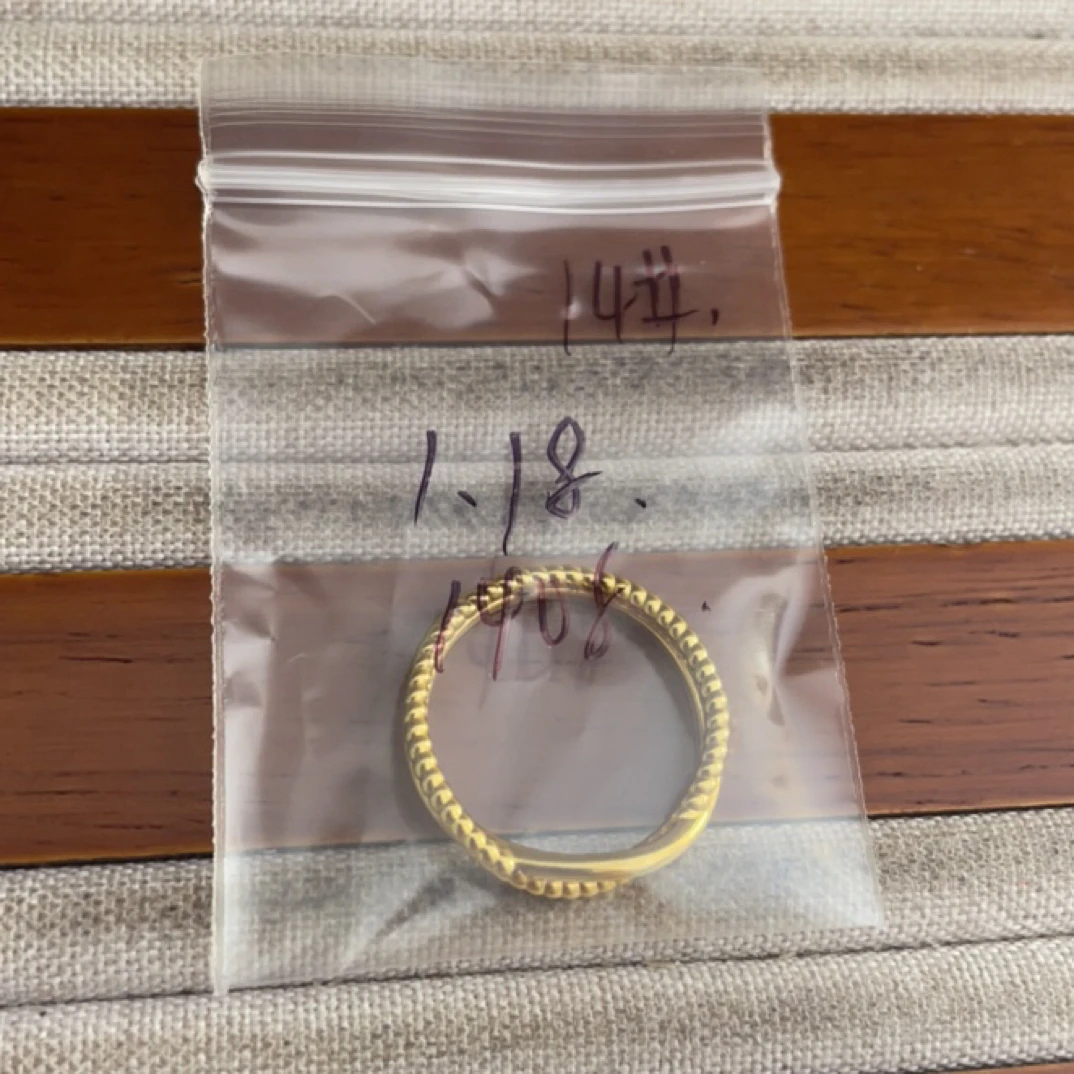 克重1.18 14号 h戒指 足金999