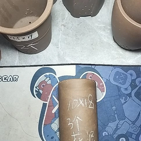 三个笔筒花泥微瑕