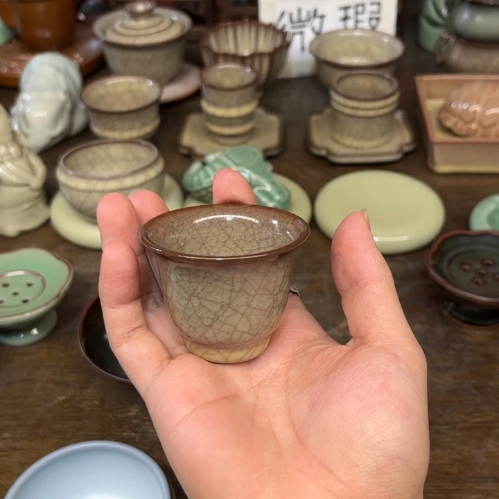 蒋加宝 传世哥窑 铃铛杯