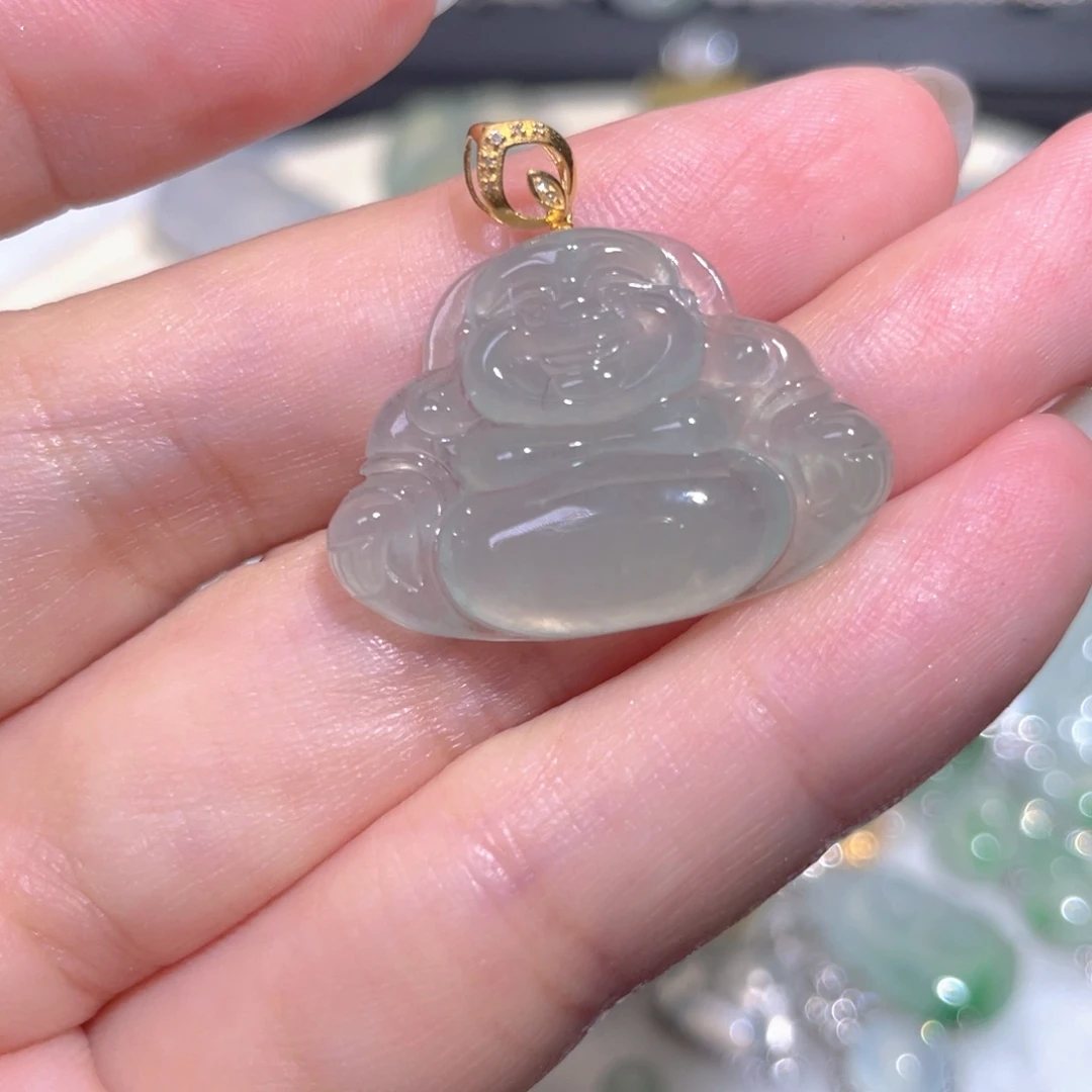 翡翠18K金镶嵌颈饰翡翠