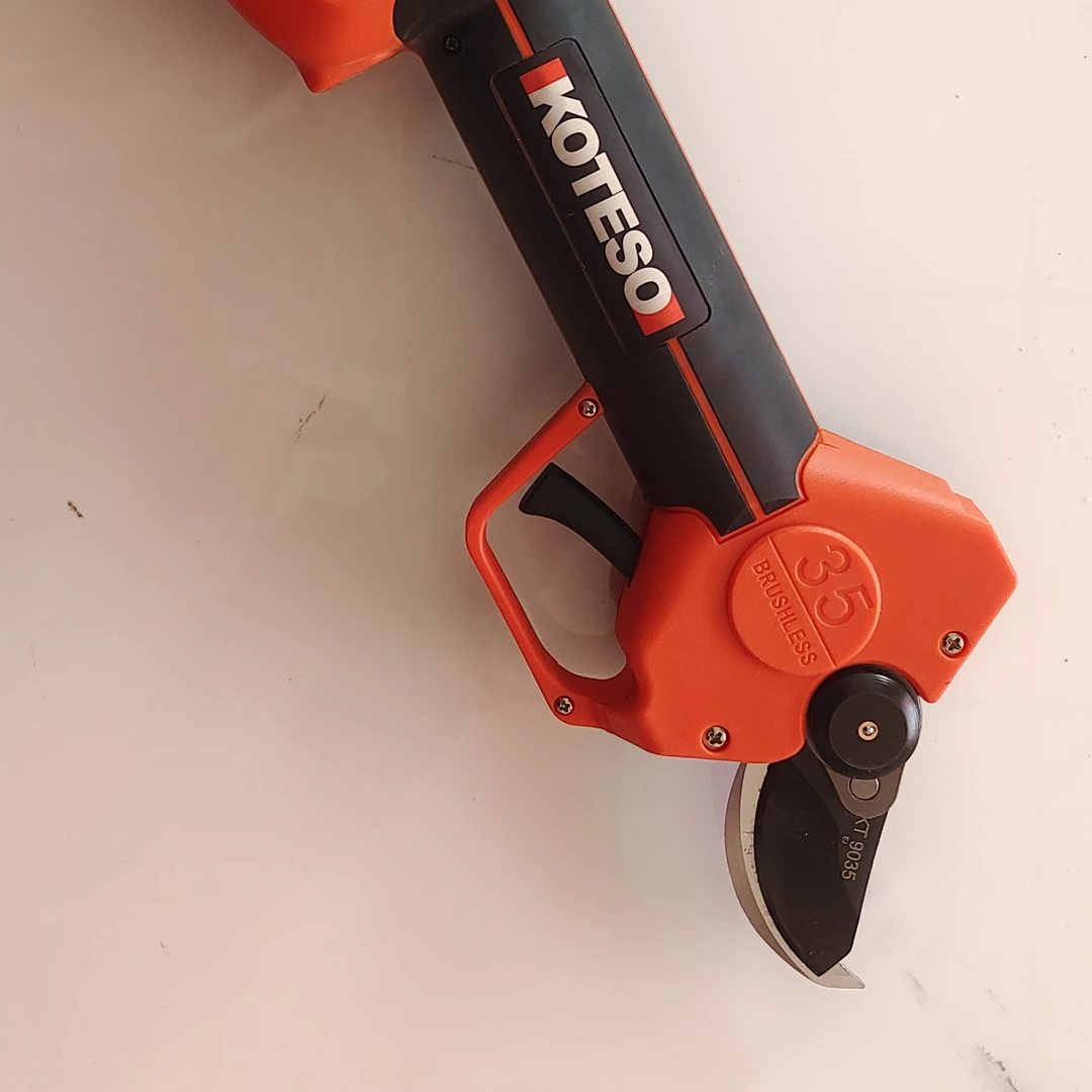 KOTESO老人头KT9035电动修枝剪手工无线折叠家用小型电子手提加长
