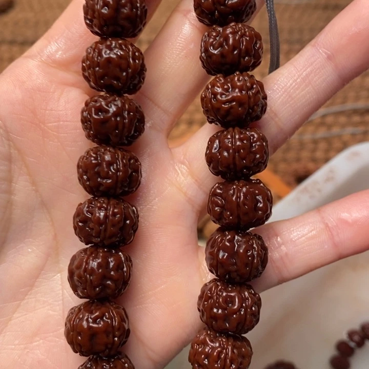 【闪购商品】金刚菩提吊坠暴**熊纯血老树王手持