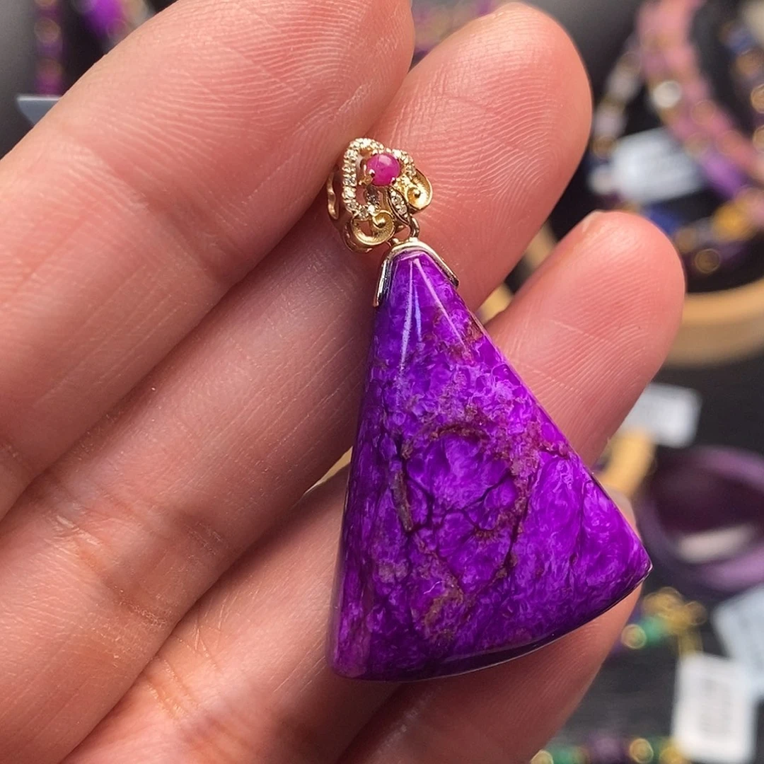 苏纪石（舒俱来）吊坠18K金镶嵌