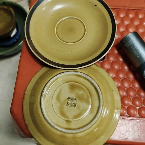 瓷片盘，沙锅，瓷片，瓶，碗，各种沙锅，摆件，