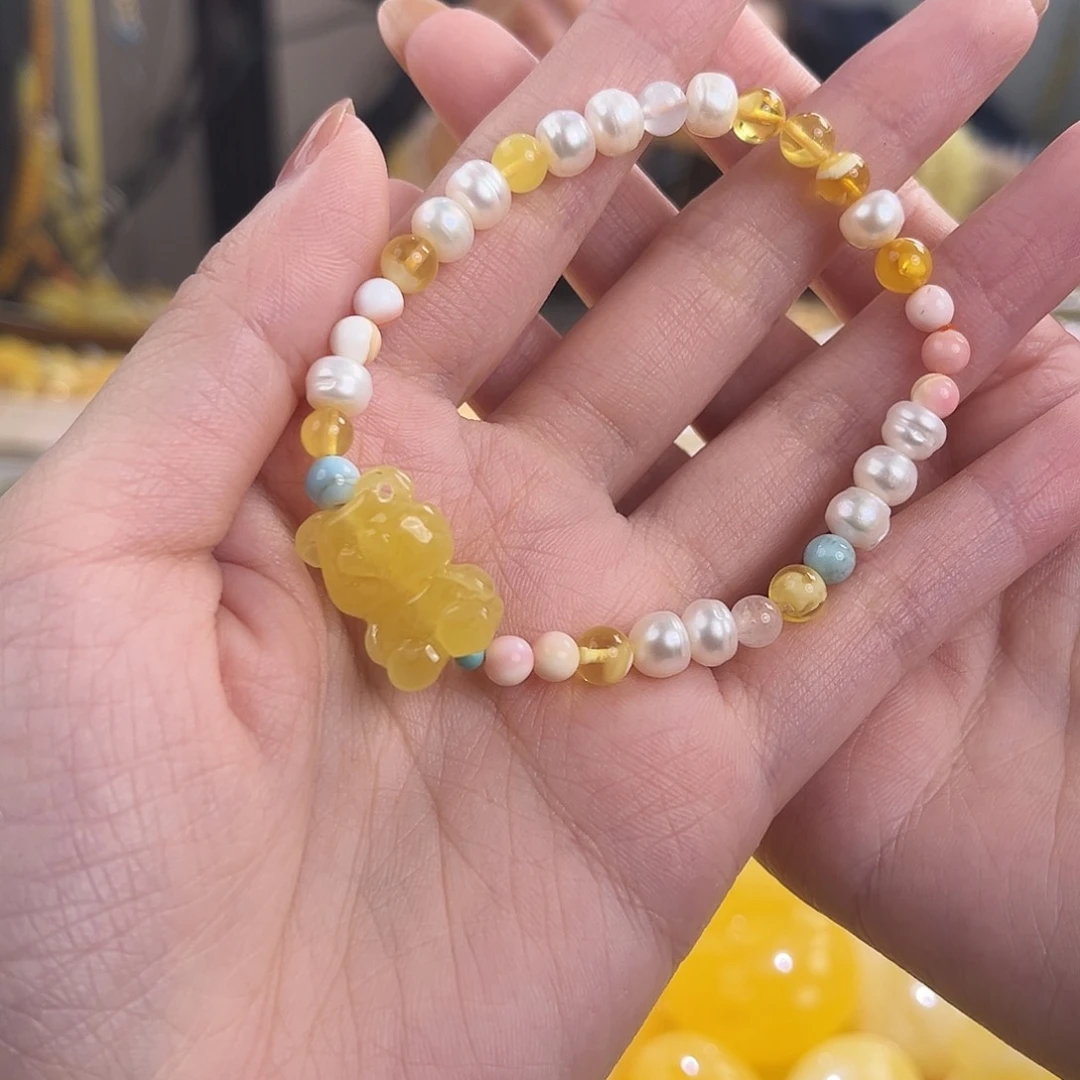 裸石琥珀未镶嵌小熊蜜蜡手串