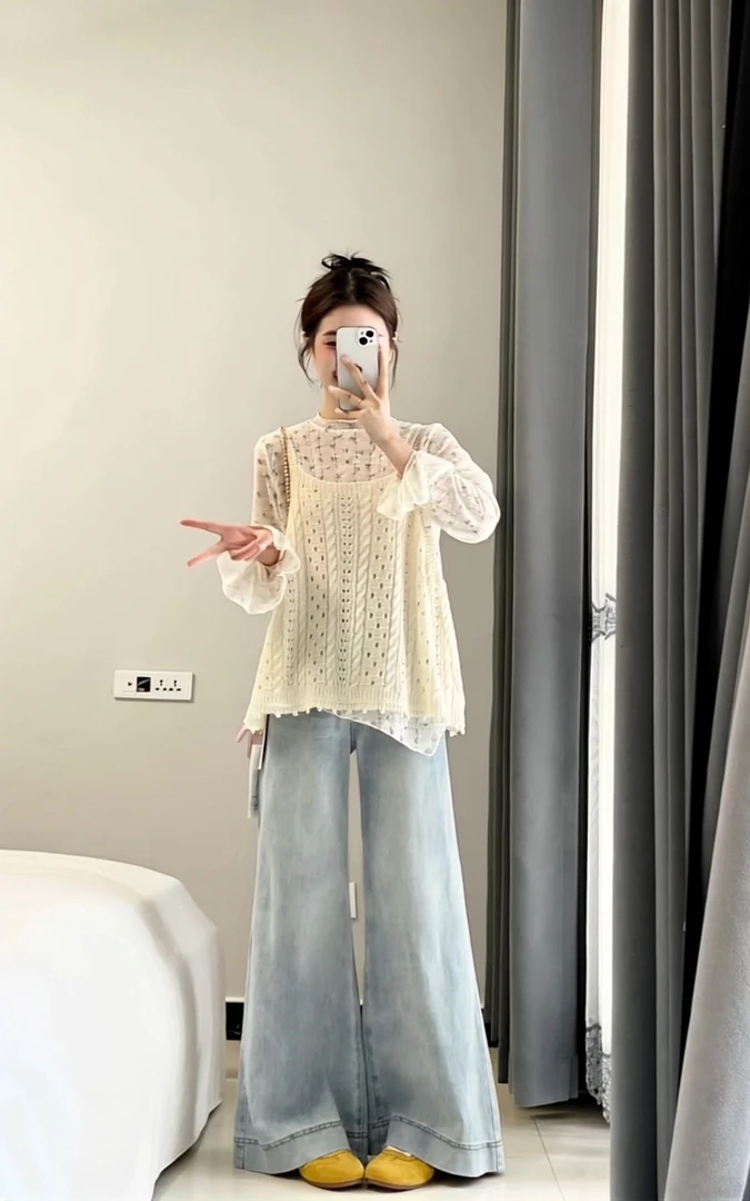 2025夏季新款设计感小众镂空背心叠穿内搭小衫高腰牛仔裤三件套女
