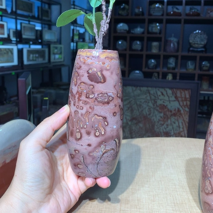 孙***飞广西国画石摆件，观赏收藏