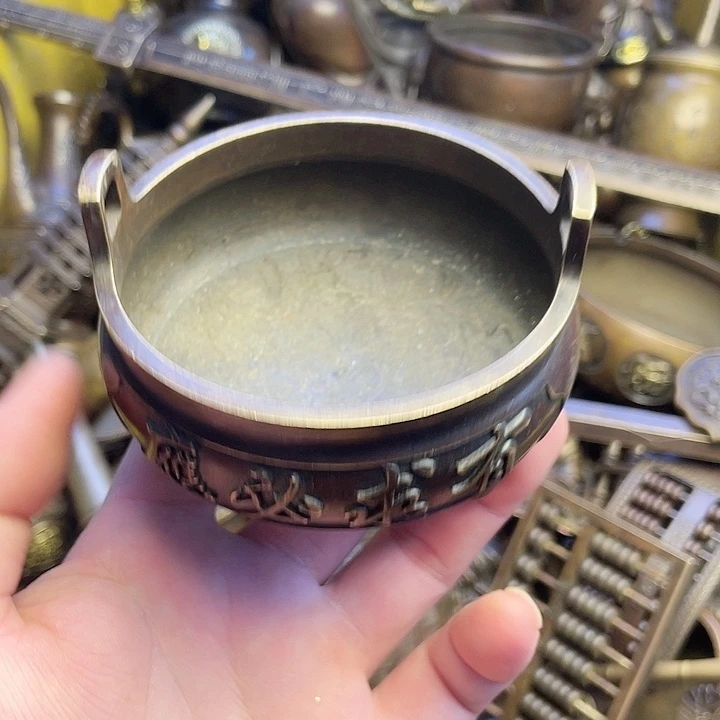 诚信经营铜器摆件