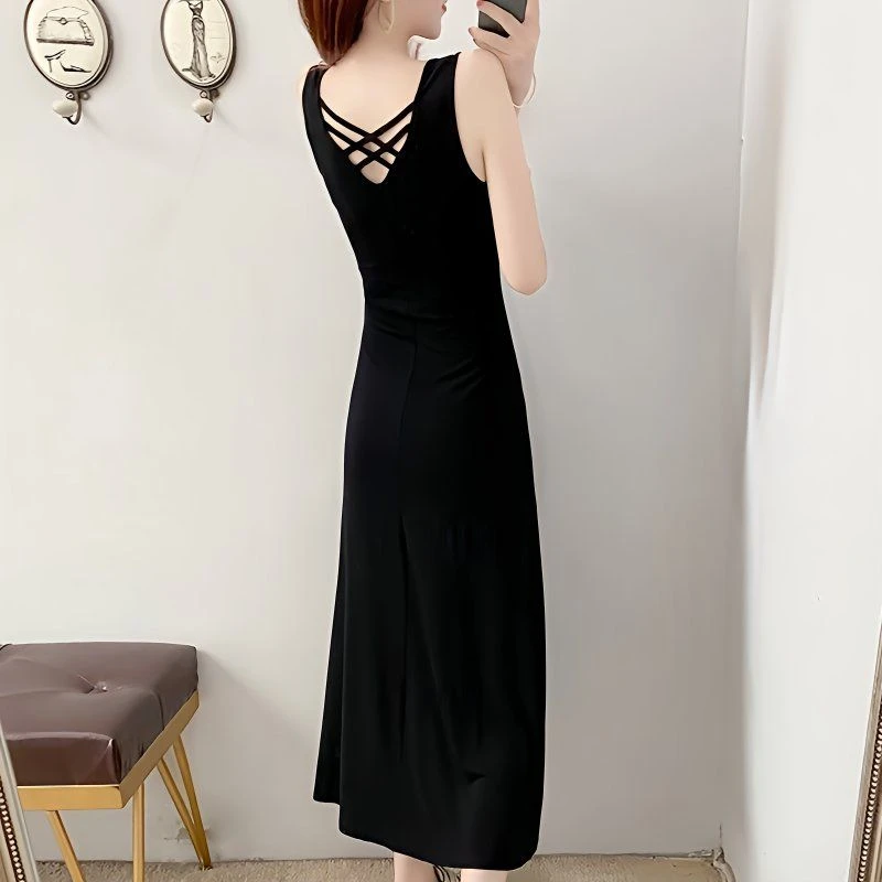 莫代尔欧若风新款美背黑色修身显瘦连衣裙优雅气质长款无袖吊带裙