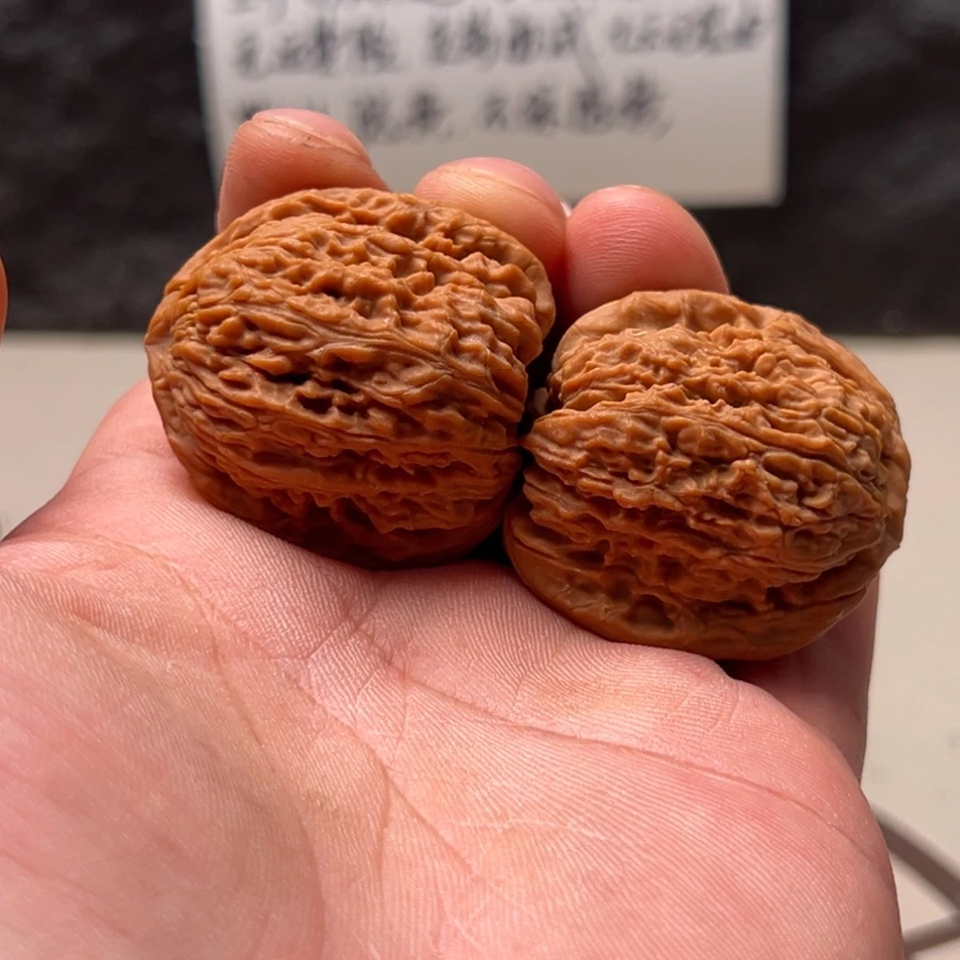 晚****文玩核桃吊坠南疆38黄线