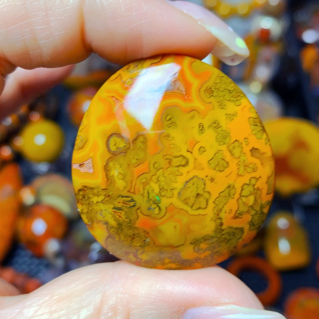 玛瑙/玉髓未镶嵌战国红玛瑙