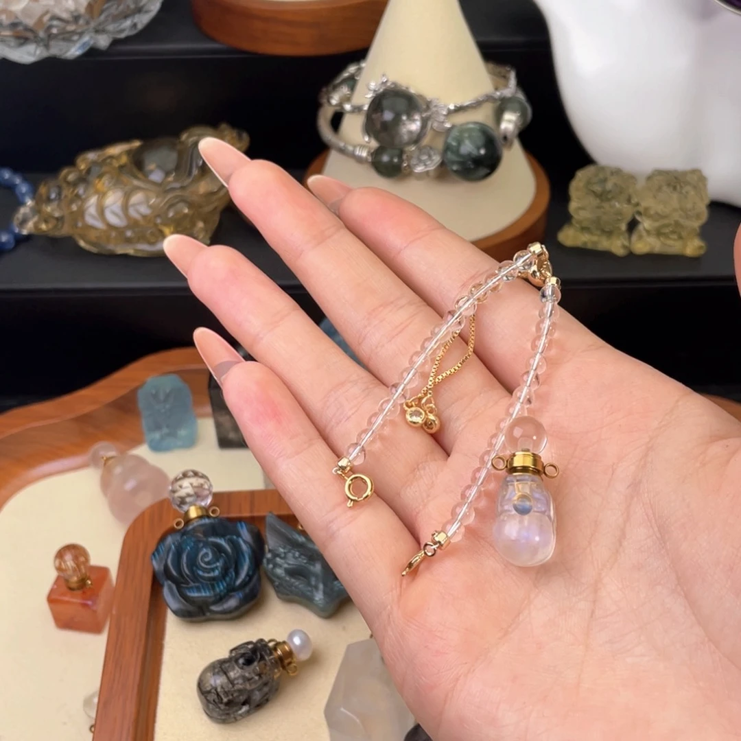 未镶嵌颈饰水晶是***?天然水晶吊坠279