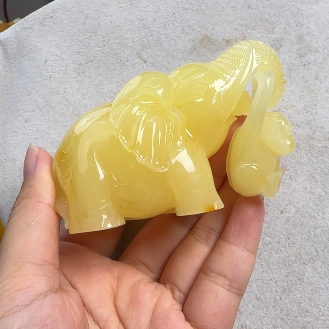 蜜蜡未镶嵌珠宝奇石