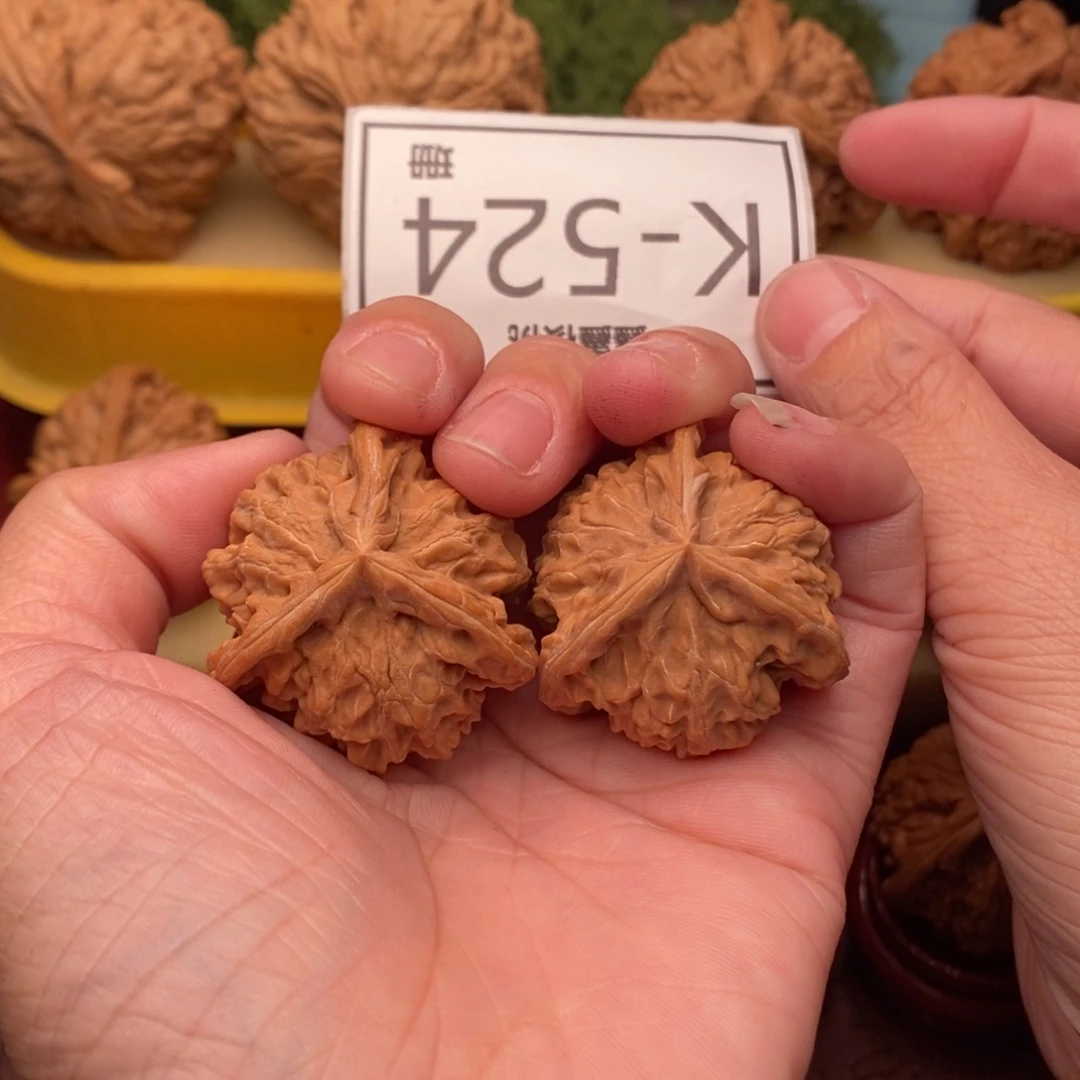 桃核把件盘山奔36….