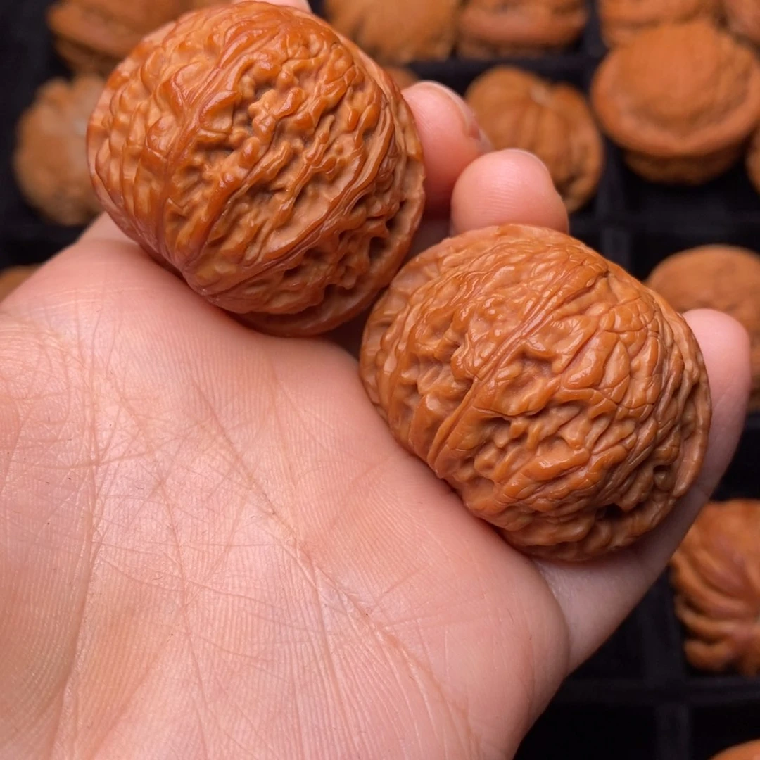 秦岭野生文玩核桃