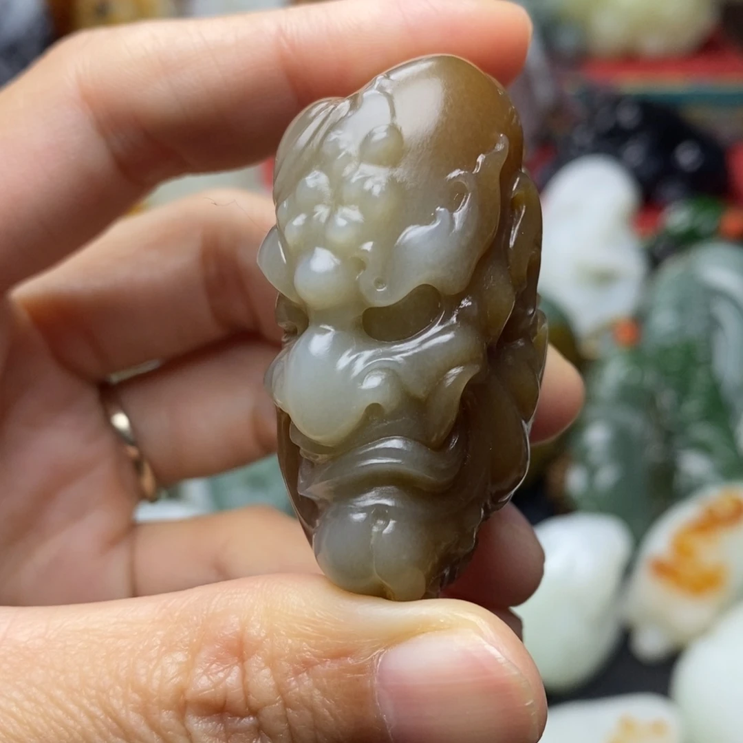 未镶嵌和田玉挂件
