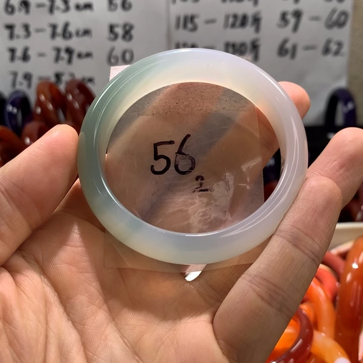 玛瑙/玉髓手镯未镶嵌