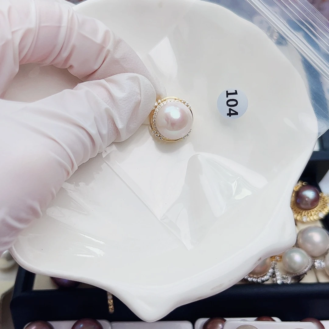 银S925镶嵌淡水珍珠耳饰