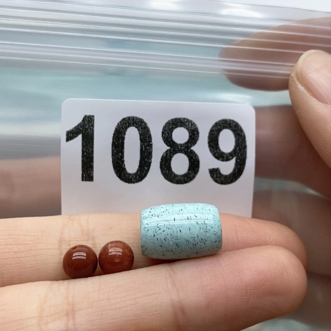 南红玛瑙颈饰未镶嵌