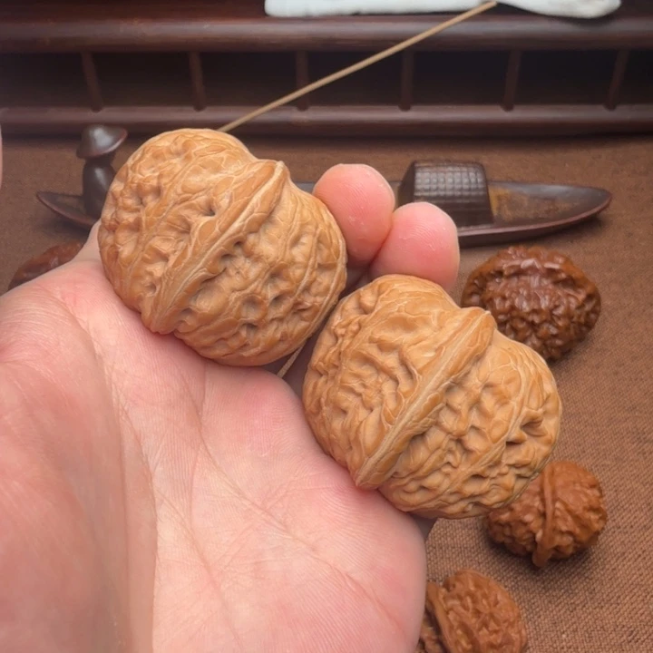 文玩核桃吊坠元宝43