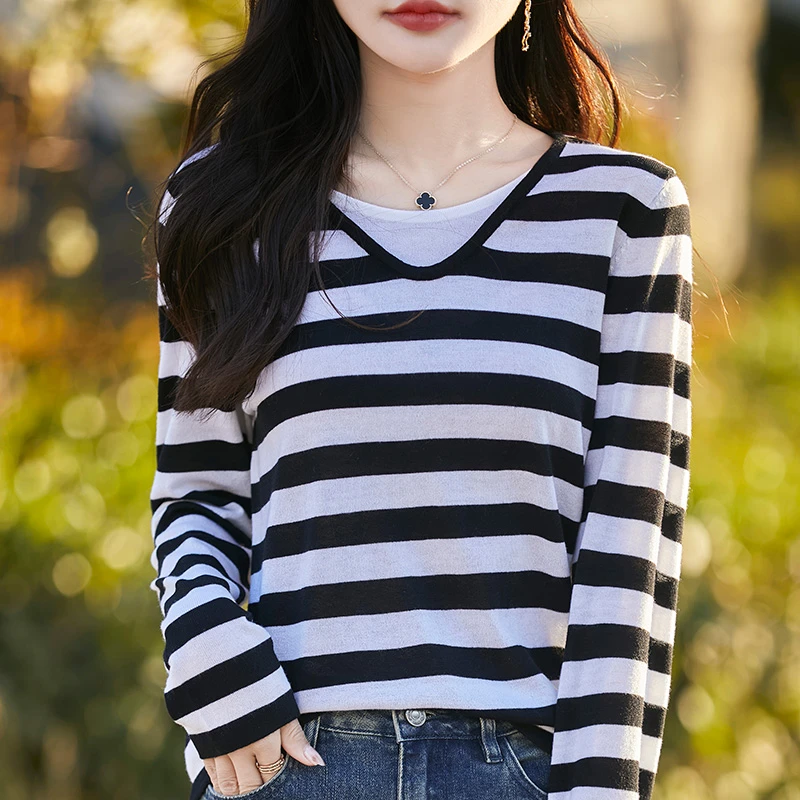 时尚品牌女装2025春秋新款拼色V领假俩件时尚休闲针织衫上衣女