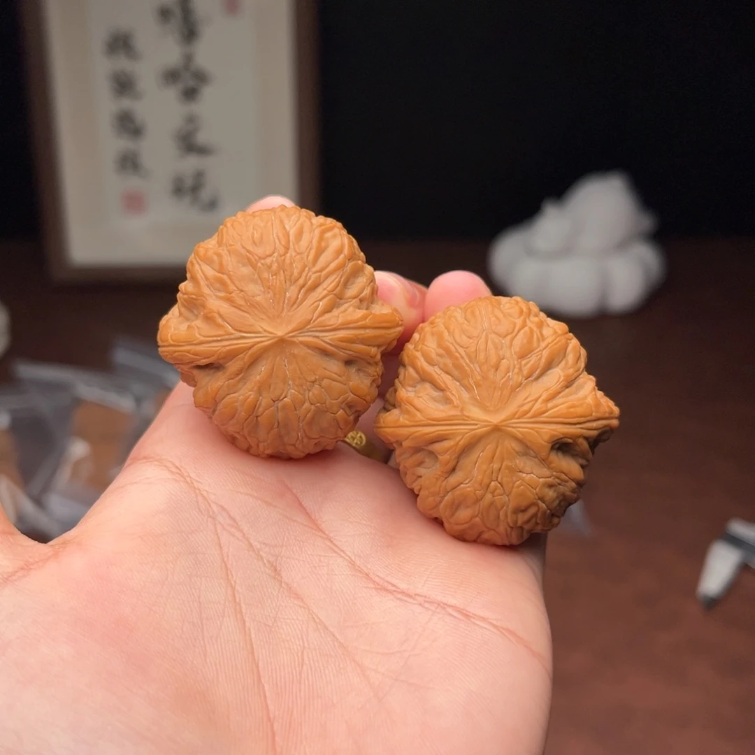 吊坠文玩核桃铁锤40