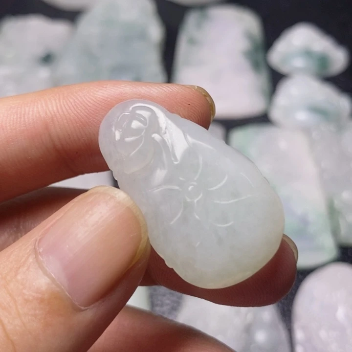 颈饰未镶嵌翡翠天然翡翠A货