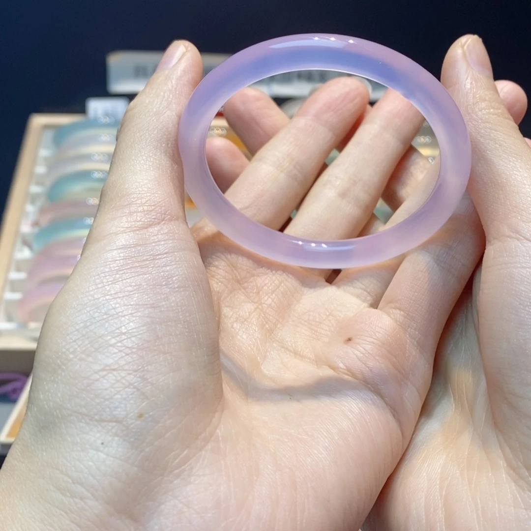 小****玛瑙/玉髓未镶嵌手镯