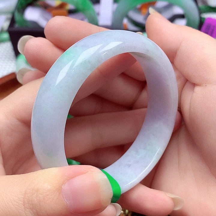 翡翠未镶嵌手镯翡翠手镯