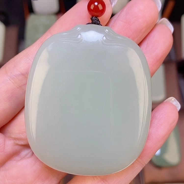 【闪购商品】颈饰未镶嵌和田玉