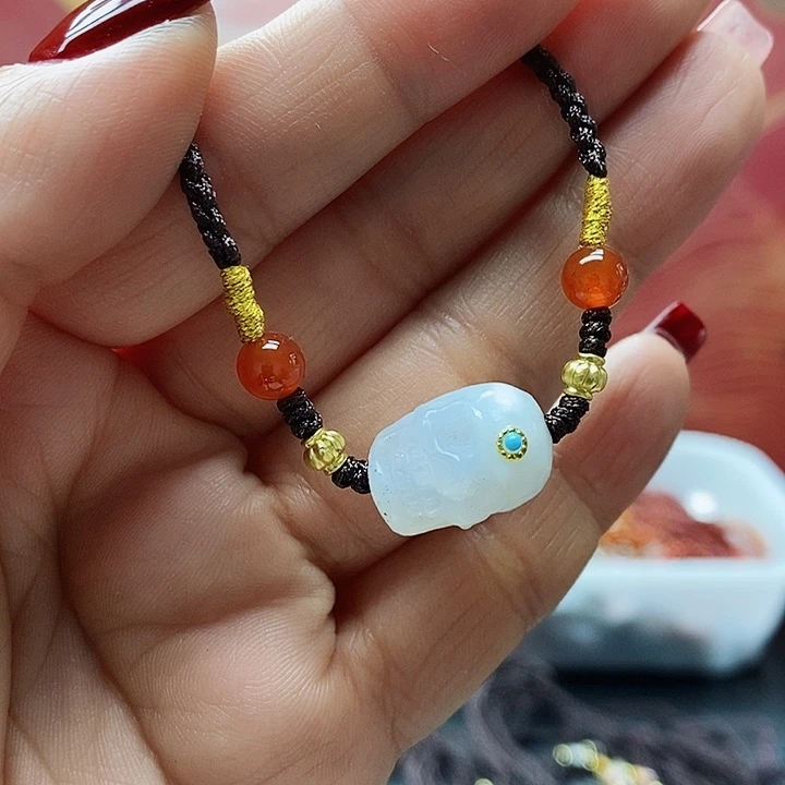 玛瑙/玉髓颈饰合金